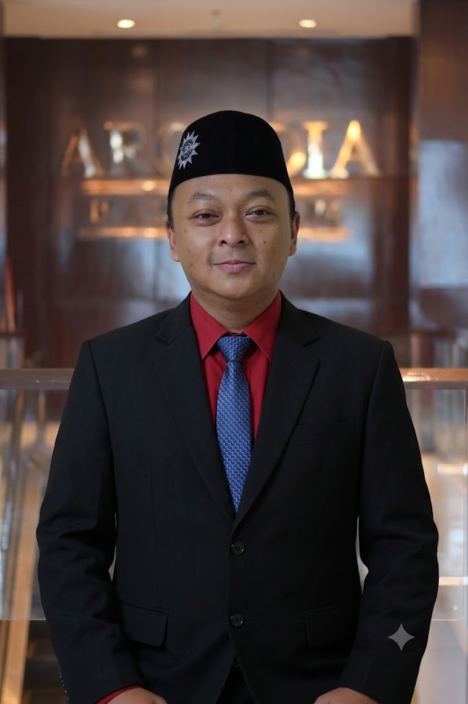 Oki Savyanandaru, M.Pd.